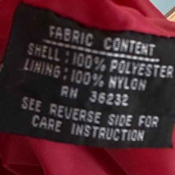 Gallery Women’s Soft Long Trench Coat Belted Red Gold-tone Buttons Size 8 EUC - Picture 9 of 14